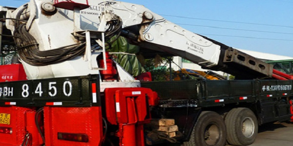 上海設(shè)備裝卸搬運(yùn)公司哪家好？